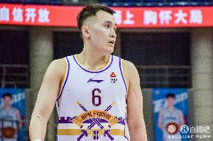 将功补过！张帆关键时刻发球5秒违例后三分定胜局 全场8中4拿10分